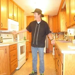 Meet your Posher, Clay